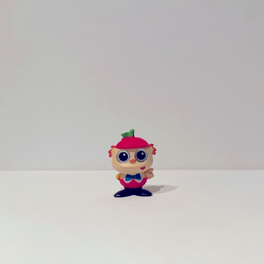 Disney Doorables Series 8 Tweedle Dum